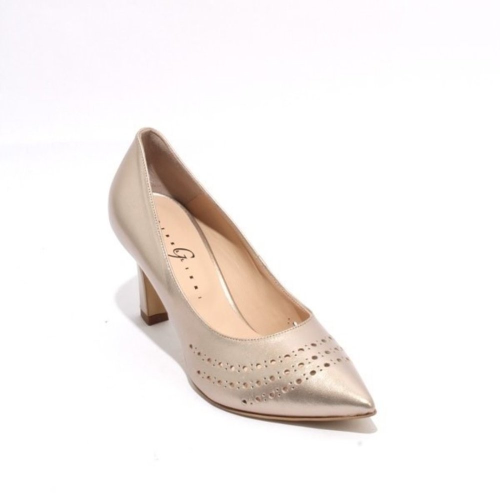 ITALIAN Light Gold Leather Classic Heel Pumps